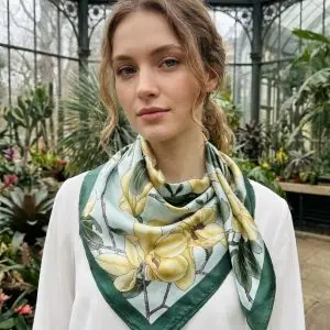 Modern Scarf 90x90